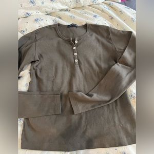 Brandy melville long sleeve NWOT